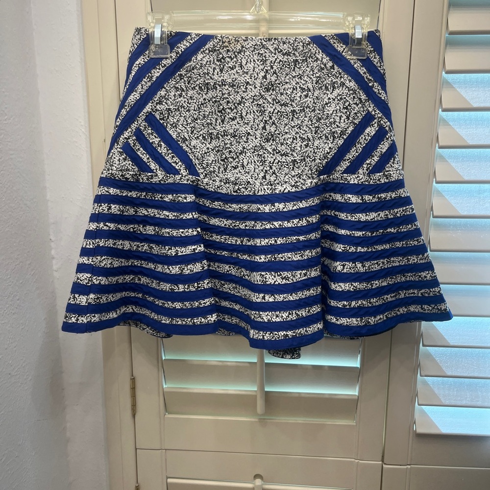 DO+BE Blue and White Patterned Skater Skirt